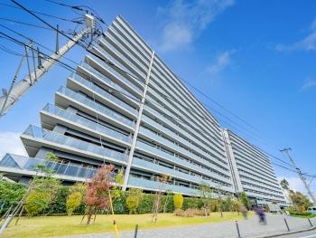 外観写真　総戸数466戸の大規模マンション
