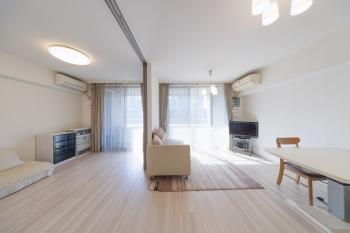 リビングと洋室（１）を続き間として使うこともできます