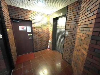 エレベーターホール
