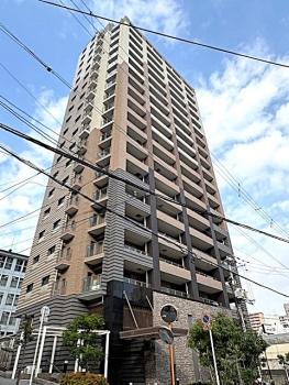 地上20階建ての建物外観です。