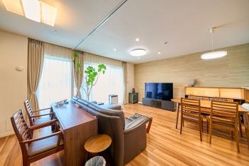 リビングダイニング