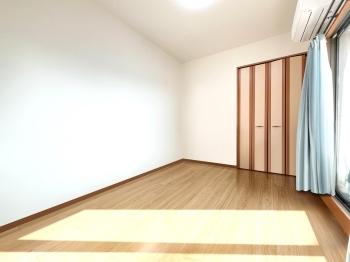 約６．０帖　洋室１