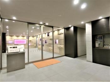 セキュリティに配慮された安心のオートロックシステムです