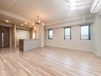 リビングダイニング（CGで作成したリフォームイメージです）