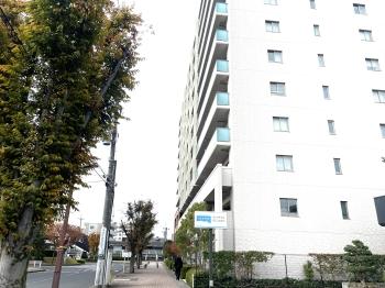 新白岡駅徒歩１分の駅前メイン通り立地