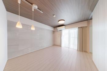 リビングダイニング（CGで作成したリフォームイメージです）