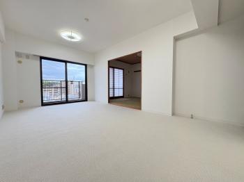 約１０．６帖のリビングダイニング