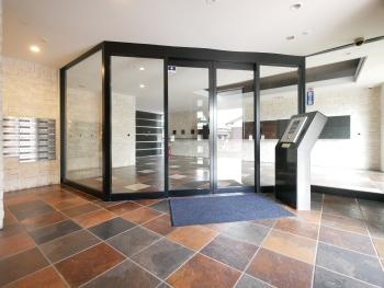 オートロック付きの風除室