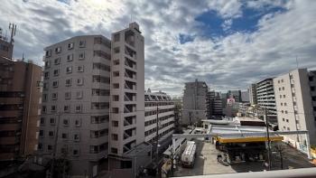 南側バルコニーから見た南側の眺望