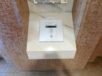 エントランスは、オートロック仕様