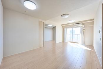 現況写真と間取り図面をもとに、ＣＧで作成したリフォームイメージです。