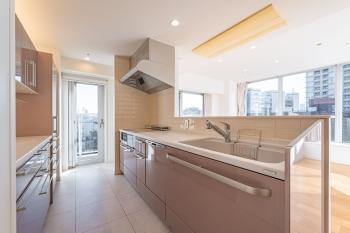 タイル張りのキッチン