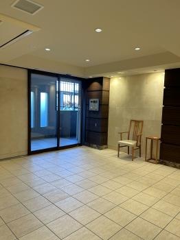 広々としたエントランスホール