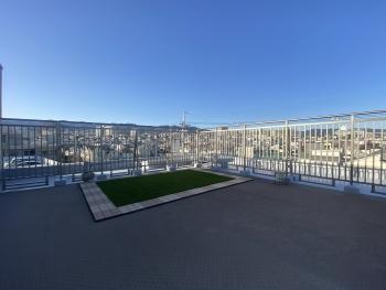 ４９．１平米のルーフバルコニーです。