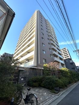 2015年築　「ザ・パークハウス川崎」