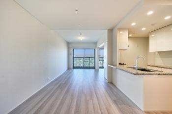 対面式キッチンのためコミュニケーションの取りやすいリビングダイニングです。