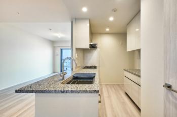 対面式のシステムキッチン