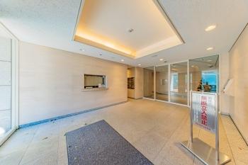 エントランスホール