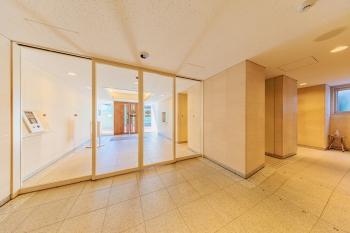 エントランスホール