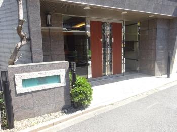 エントランス外観