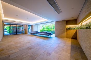 エントランスホール