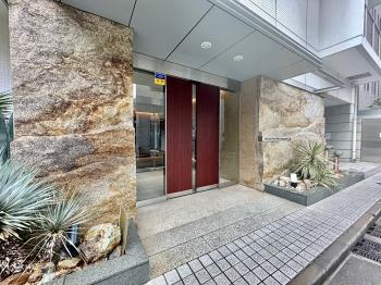 エントランス外観