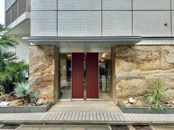 エントランス外観