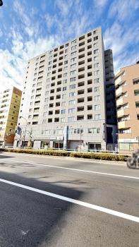 １９９７年９月築、総戸数１０９戸の大規模住宅になります。