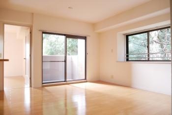 約10.2帖のリビングダイニングです