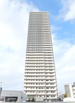 2015年7月築　総戸数235戸　大型タワーマンション