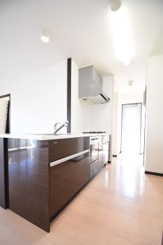 ３口ガスコンロの対面キッチン