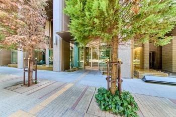 エントランス（１階）