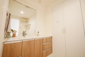 洗面所（写真に掲載の家具・家電等は販売価格に含みません。）