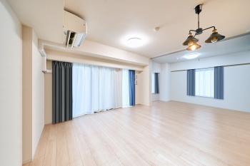 約10.5帖のリビング・ダイニング（ＣＧで作成したリフォームイメージです）