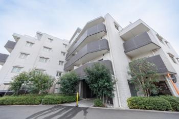 総戸数７６戸、２０１１年２月竣工物件