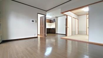 リビングダイニング