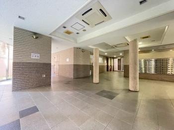 エントランスホール