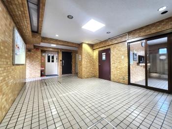 エントランスロビー