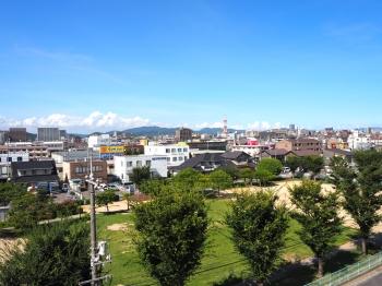 共用廊下側から北側の眺望（眺望は永続的に保証されるものではありません