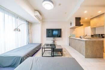 家具の配置がしやすい縦長のリビングダイニングキッチン