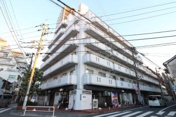 常磐緩行線　亀有駅　徒歩３分