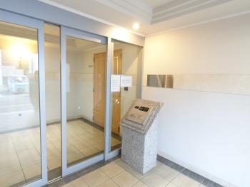 エントランスはオートロック仕様