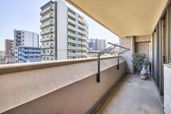 南東側バルコニー