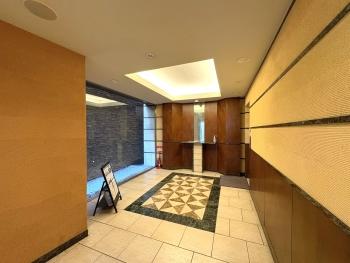 エントランスホール