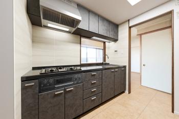 約3.2帖の対面式キッチン。ＣＧで作成したリフォームイメージです。