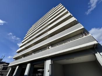 建物南東側外観