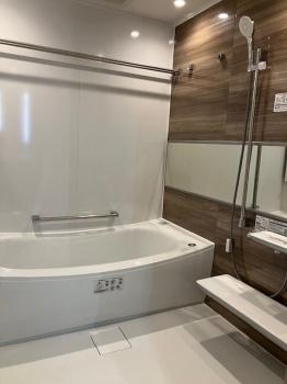 自動洗浄機能付き浴室