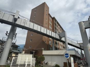 利便性を実感でき、周辺施設も近く、毎日の暮らしがスムーズになります。