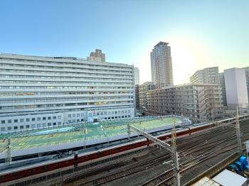 南向きバルコニーからの眺望（眺望は永続的に保証されるものではありません。）