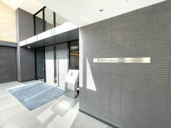 不審者を防ぐことができるオートロック付き